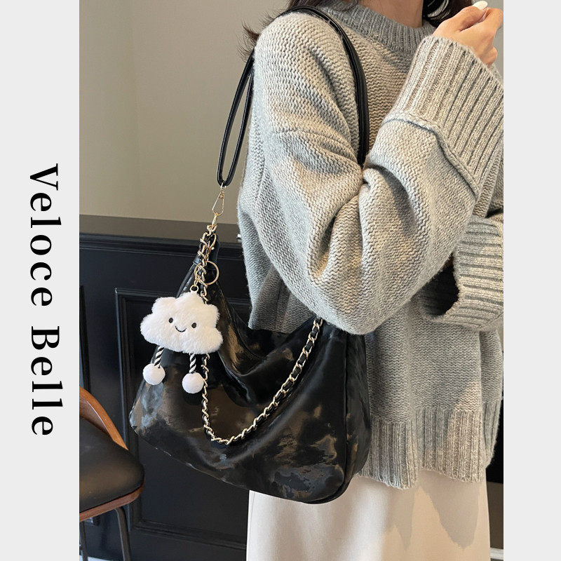 包包女式2025新款春秋季时尚轻奢小众高级感休闲百搭女单肩托特包