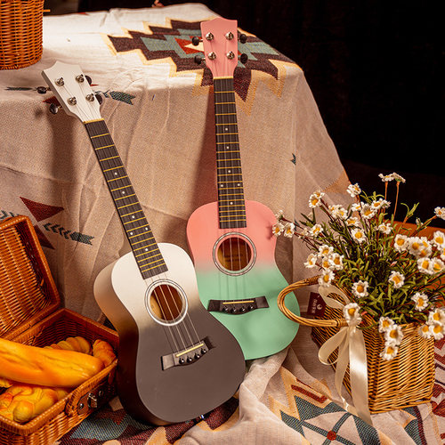 卡西达23寸椴木面板尤克里里 多巴胺风格小吉他 初学者儿童用入门