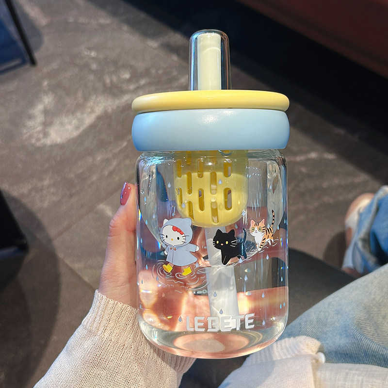 ya咪卡通便携吸管杯茶水分离图片