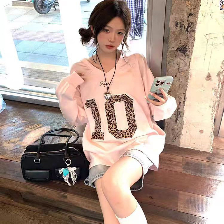 潮牌美式粉色V领球衣长袖t恤女春季2025新款oversize豹纹印花