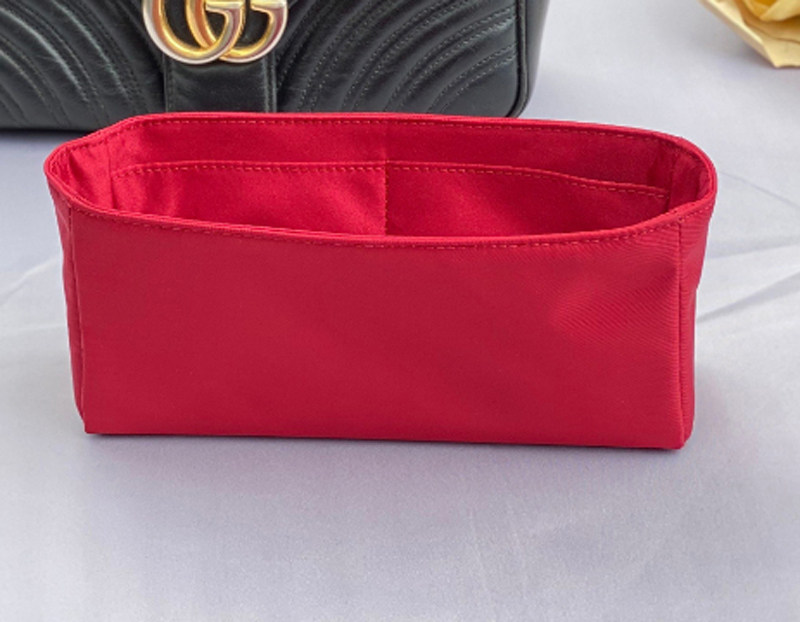 适用于古驰gucci marmont内胆包超轻缎面防水收纳包红色小号