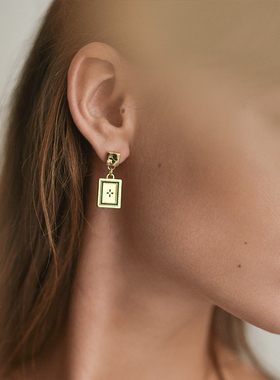 法国Louise Damas方牌雕花耳环ins小众设计高级法式复古轻奢耳饰