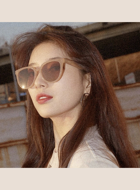 KIRSTEN复古梨形黑色轻薄眼镜店