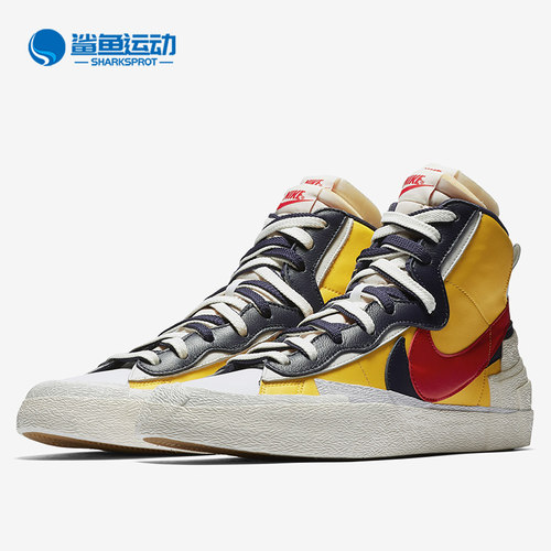 耐克男女运动板鞋BV0072-700