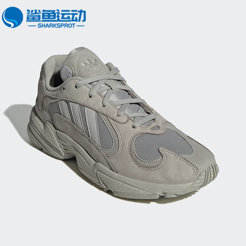 阿迪达斯男女跑步鞋GW9481