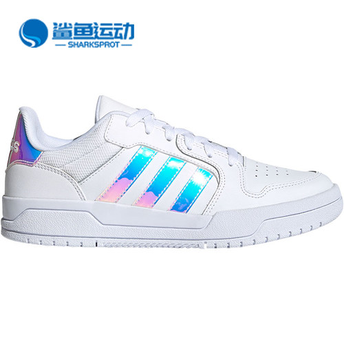 阿迪达斯女子运动板鞋FY6017
