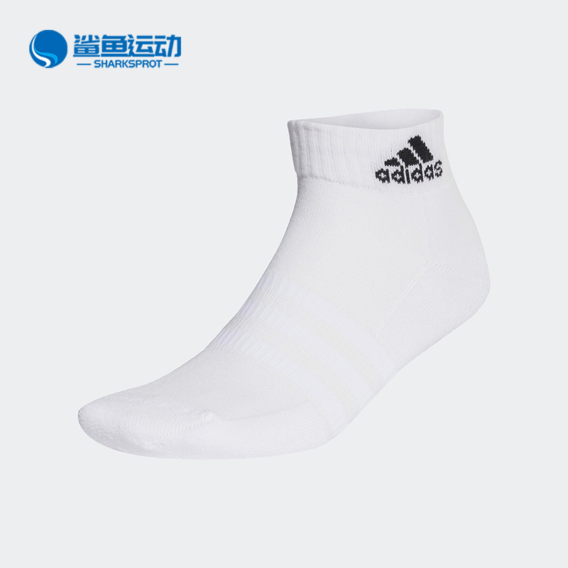 阿迪达斯运动袜HT3438