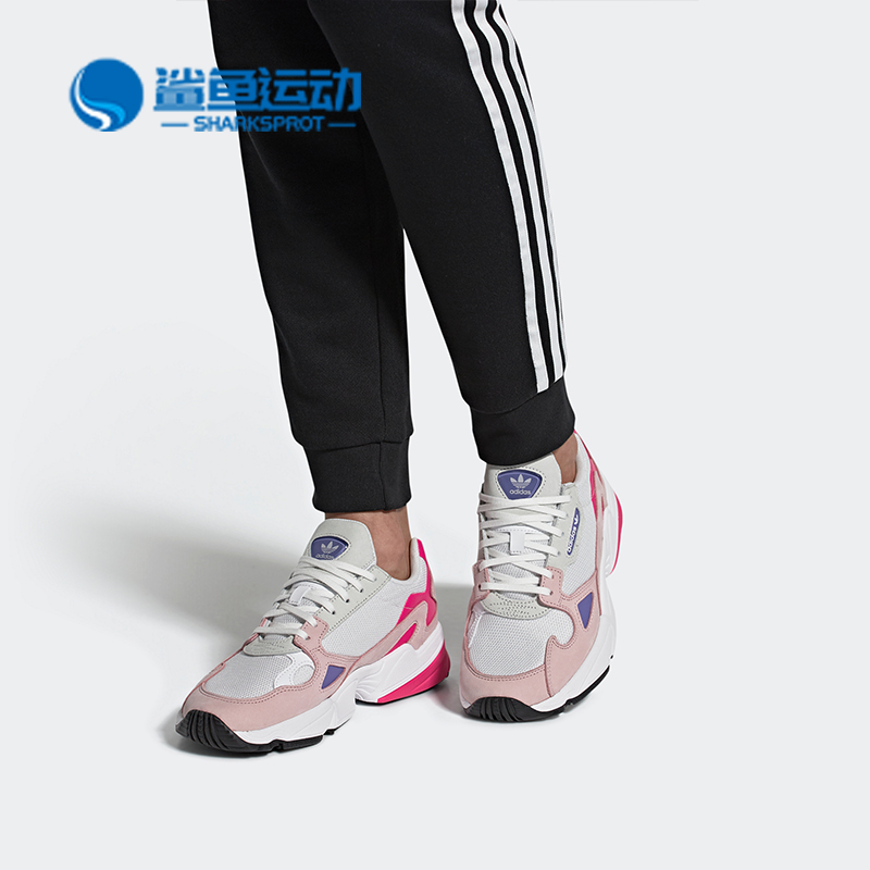 阿迪达斯女子休闲鞋EG2858