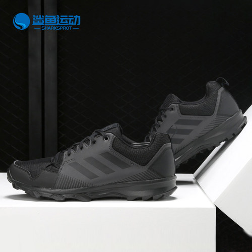 阿迪达斯男子跑步鞋S80898