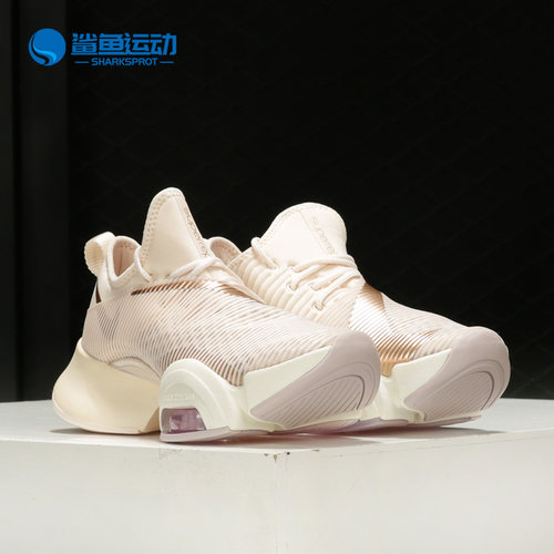 耐克女子综合训练鞋BQ7043