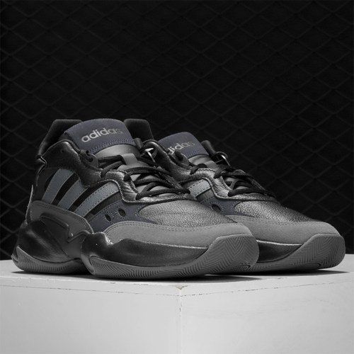 阿迪达斯男子休闲鞋EG6586