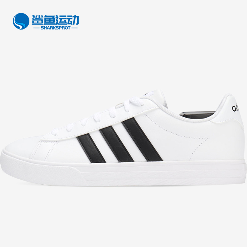 阿迪达斯男子板鞋DB0160