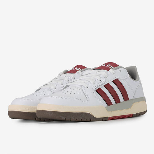 阿迪达斯男女板鞋FW3462