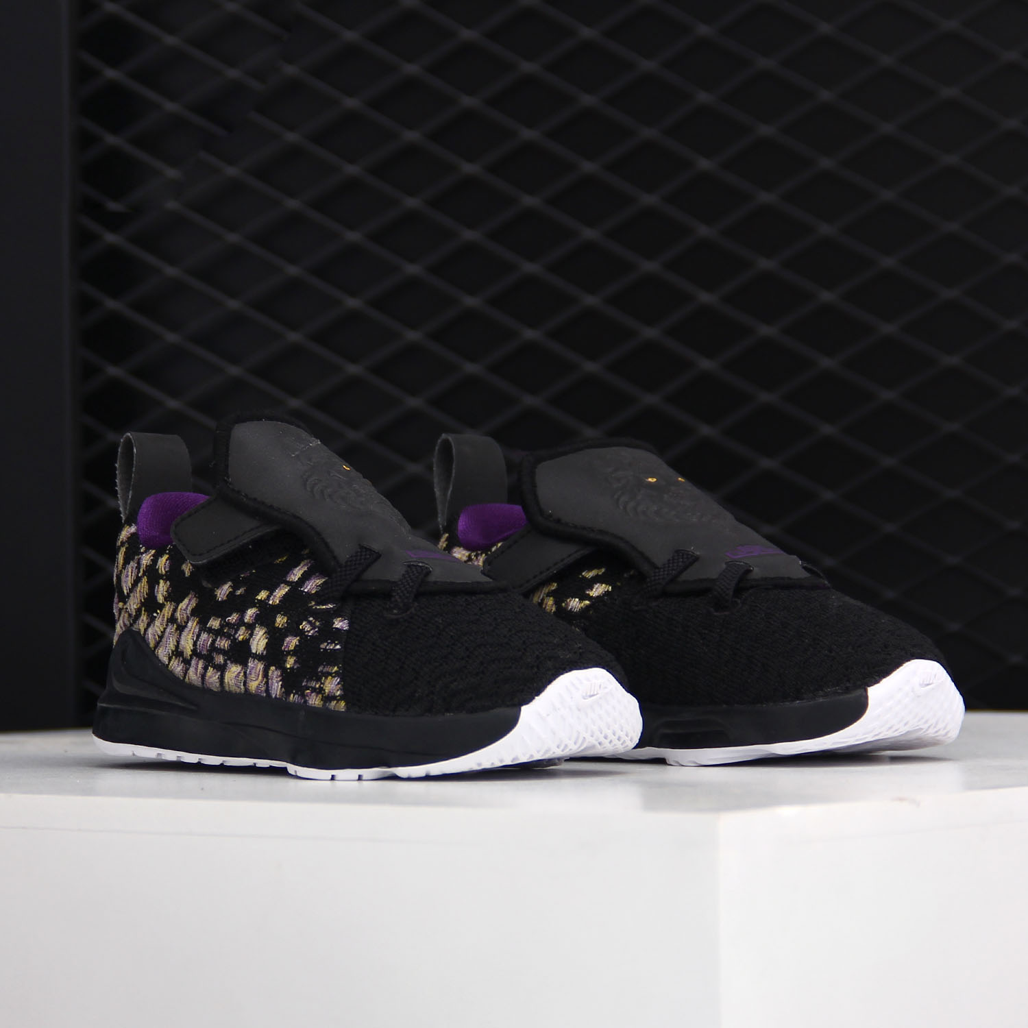 耐克儿童童鞋BQ5596-004