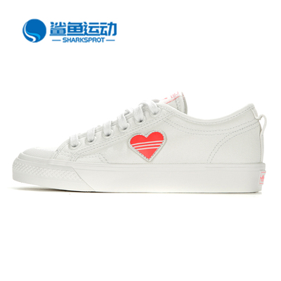 阿迪达斯女子运动板鞋EF5073