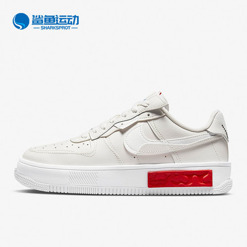 耐克女子运动板鞋DH1290-001