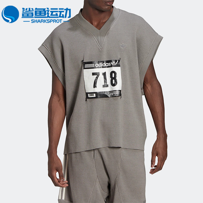 阿迪达斯男子运动T恤HC3826