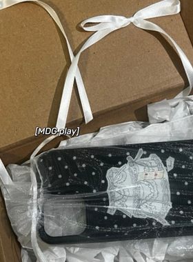 苹果韩系ins小众设计感可爱黑色波点蛋糕蝴蝶结丝带礼盒手机壳16promax/15pro/14/13/12/11黑边滴胶保护套