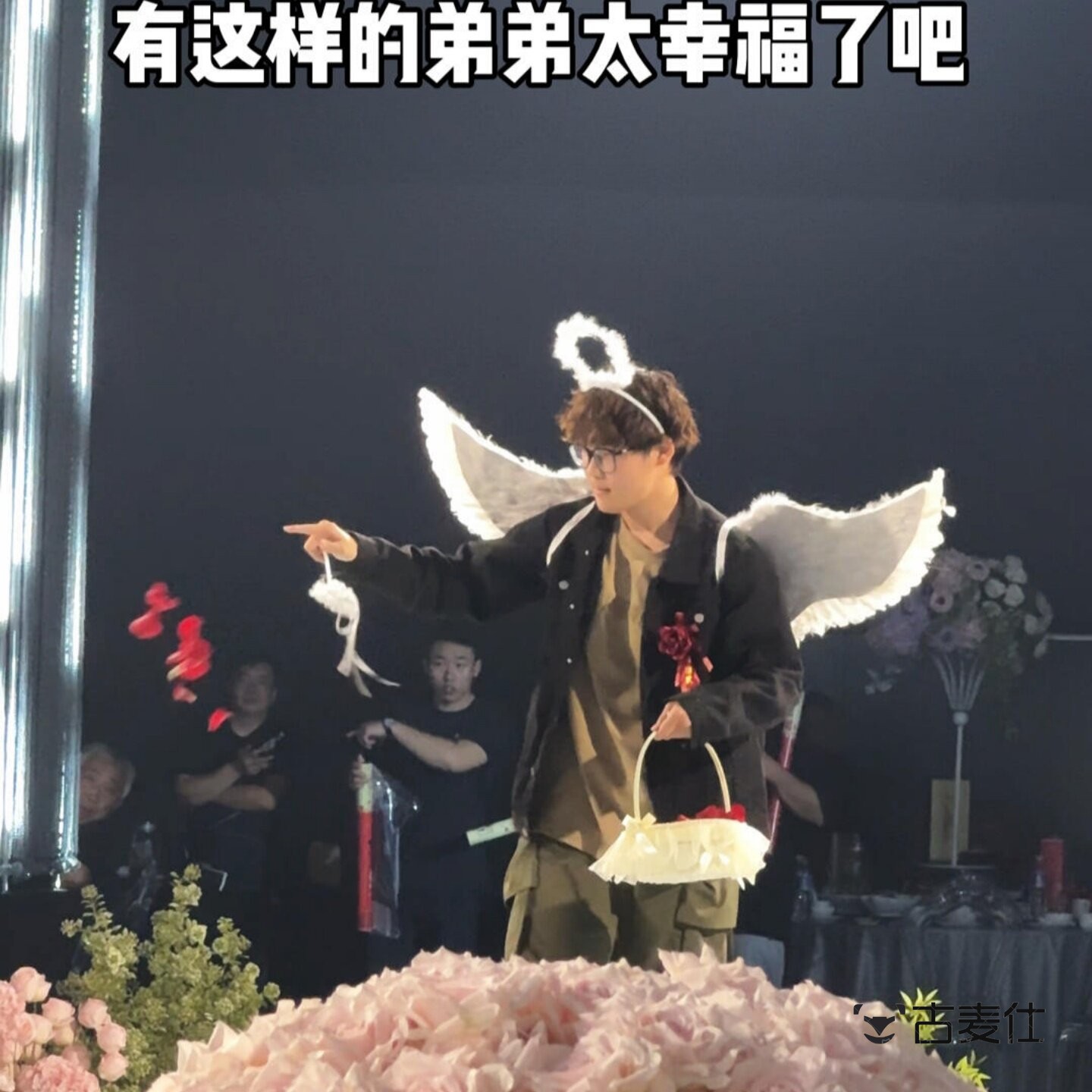 送戒指天使翅膀婚庆表演道具儿童成人花童小翅膀婚礼舞台cos道具