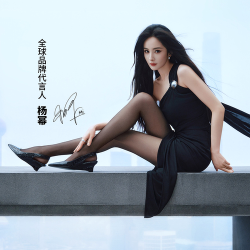 SW黑鳄鱼纹漆皮尖头坡跟高跟鞋