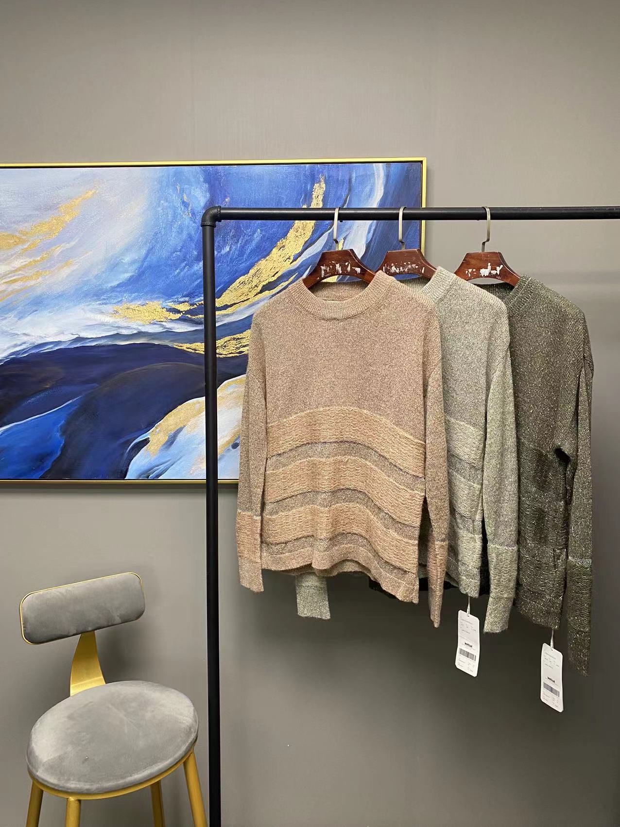 【ini@tial】含羊毛圆领套头