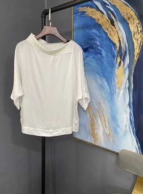 M乳白色真丝一字领单侧袖一排扣宽松袖套头衬衫MAI2TOP019