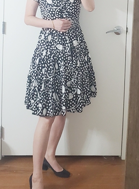 思思美代dvf 春夏新品 棉质 藏青白色 短袖 衬衫连衣裙 Zaria 