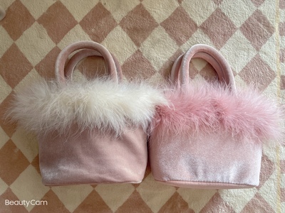 国现包邮包税the virgins 丝绒羽毛手提包