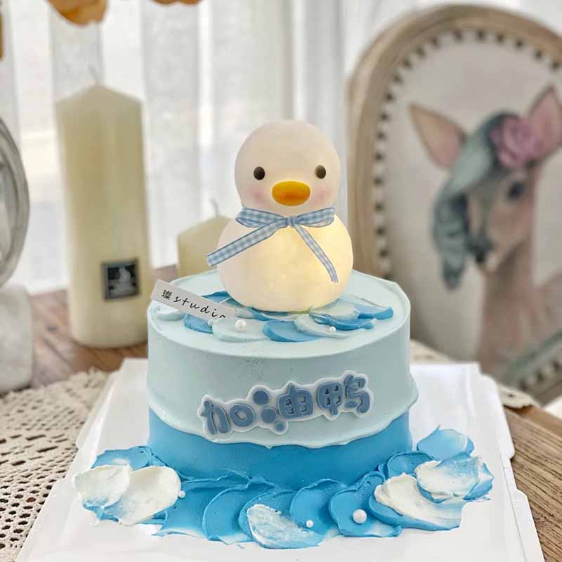 会发光加油鸭模具小夜灯鸭子网红少女心生日蛋糕装扮烘焙装饰插件