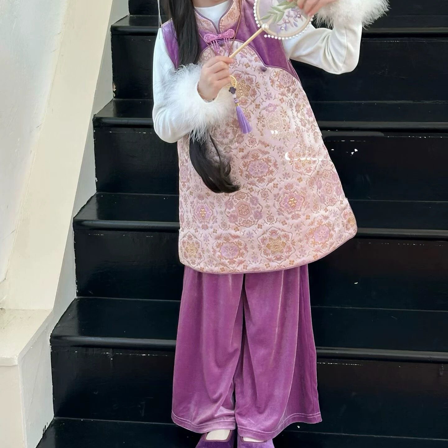 女童新中式套装加棉年款洋气国风盘扣马甲织锦旗袍裙拜年服三件套