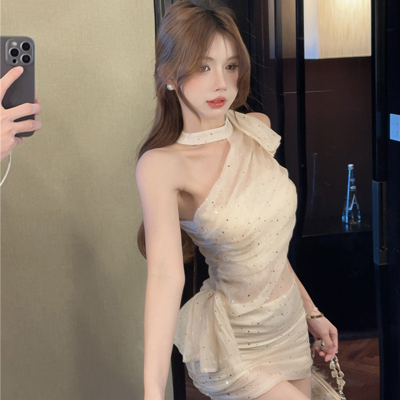 纯欲辣妹网纱亮片斜肩挂脖连衣裙