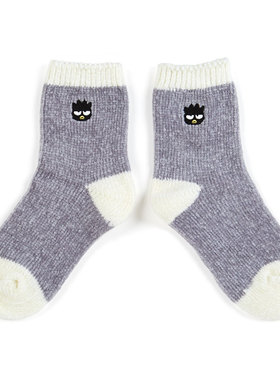 日本Sanrio正品Badtz Maru酷企鵝XO 毛毛中筒襪