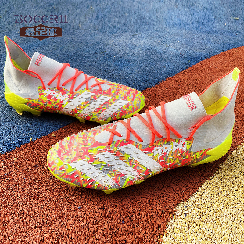 足球adidas阿迪达斯猎鹰