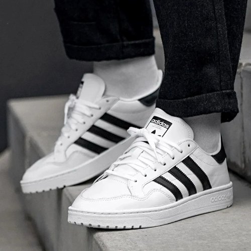 Adidas阿迪达斯男女低帮运动板鞋