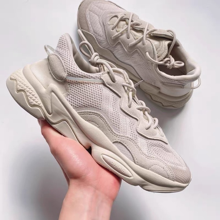 Adidas阿迪达斯情侣跑步鞋透气