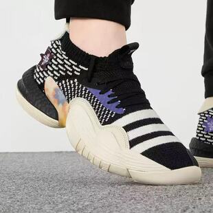 Adidas阿迪达斯Trae Young 2男子防滑耐磨减震实战篮球鞋 IG2590