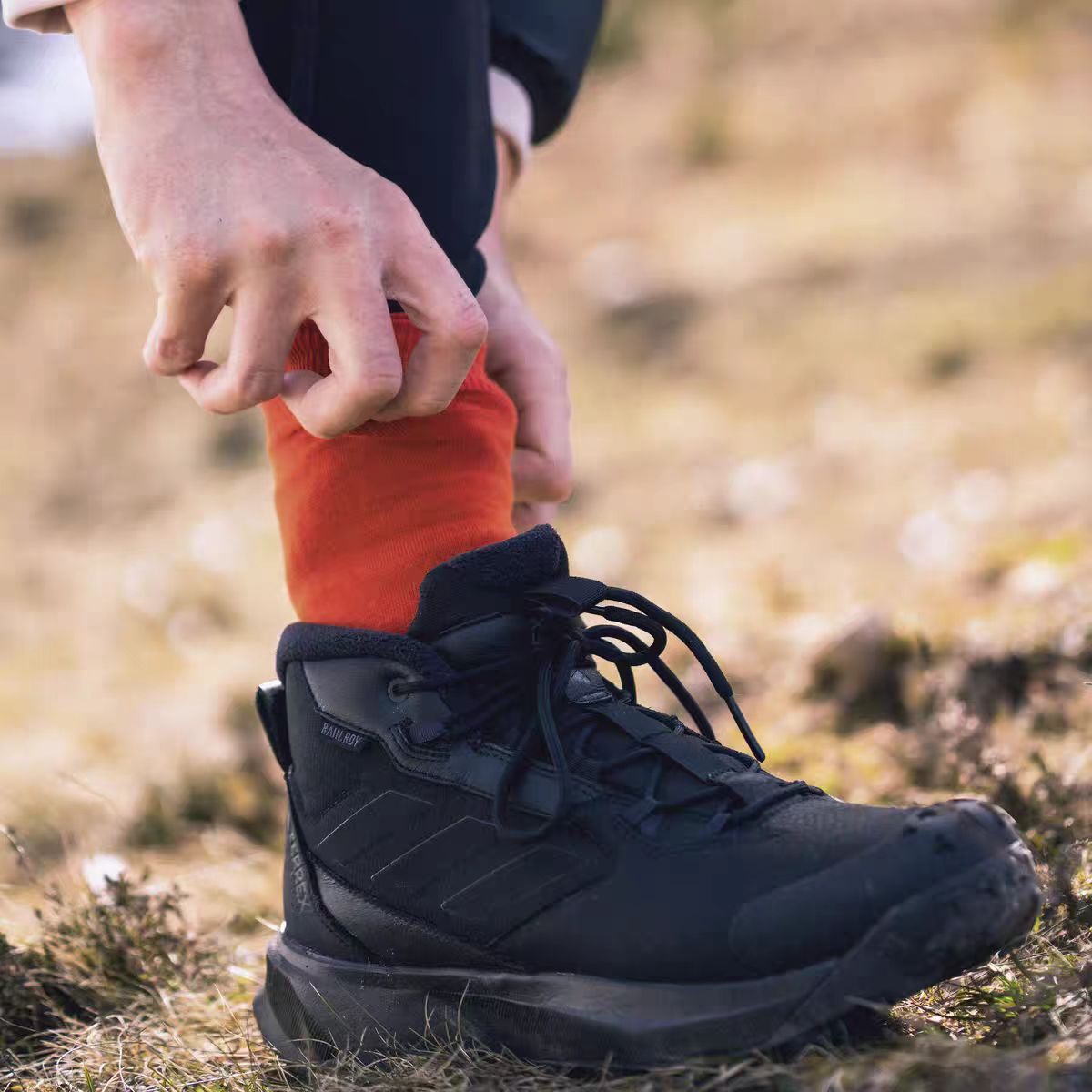 Adidas阿迪达斯户外越野鞋