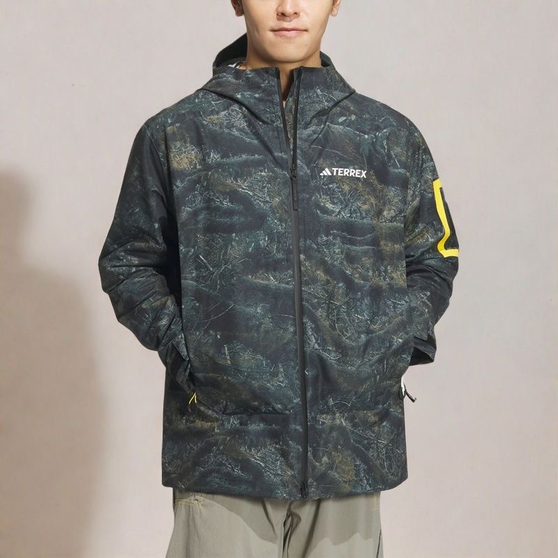 Adidas阿迪达斯男连帽冲锋衣外套