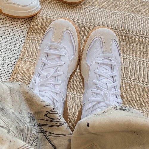 Adidas阿迪达斯男女款板鞋