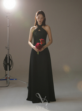 Veils简约修身显瘦黑色交叉领挂脖露背长裙女年会晚宴婚礼礼服