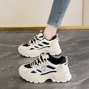 女爆款 秋冬厚底软底百搭学生显脚小皮面运动休闲鞋 轻便 女款 老爹鞋