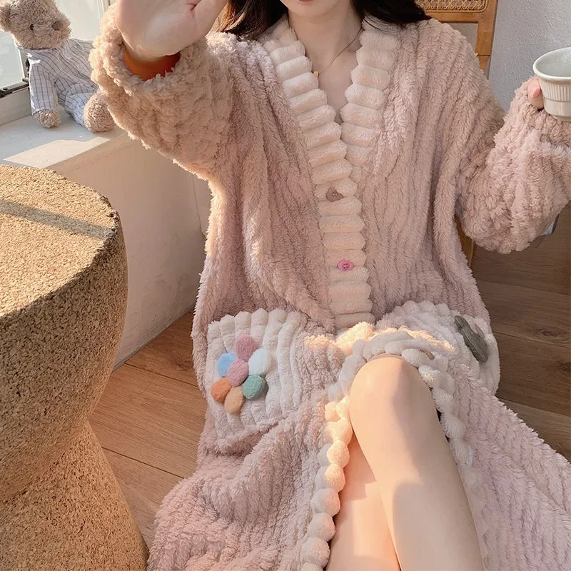 珊瑚绒睡袍女秋冬长款加厚加绒