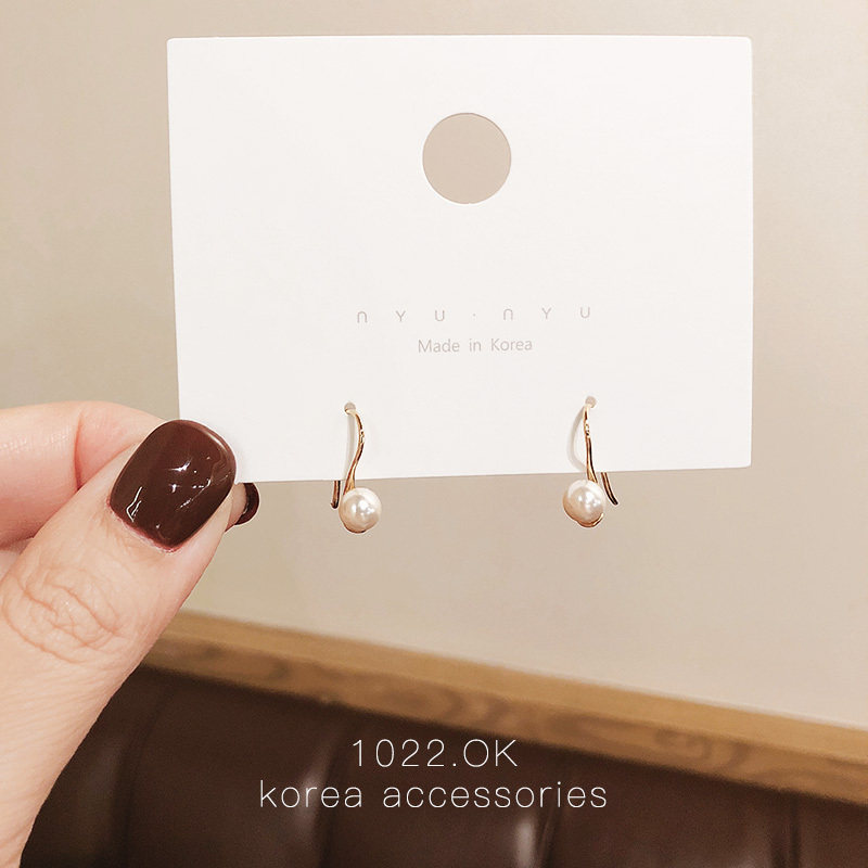 韩国极简约仿珍珠小耳钩设计感耳环气质名媛网红耳钉轻奢贵妇耳饰,饰品/流行首饰/时尚饰品新,耳环,淘宝优惠券,粉丝福利购,淘宝优惠卷