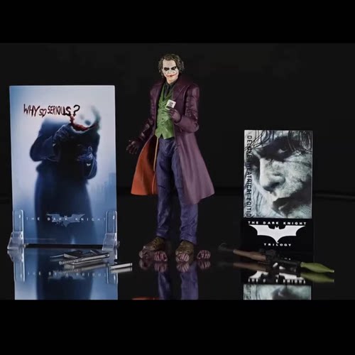 麦克法兰豪华版黑暗骑士崛起