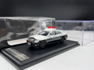 爱知县 警视厅 1/64 丰田 12代皇冠 Crown 日本警车合金汽车模型