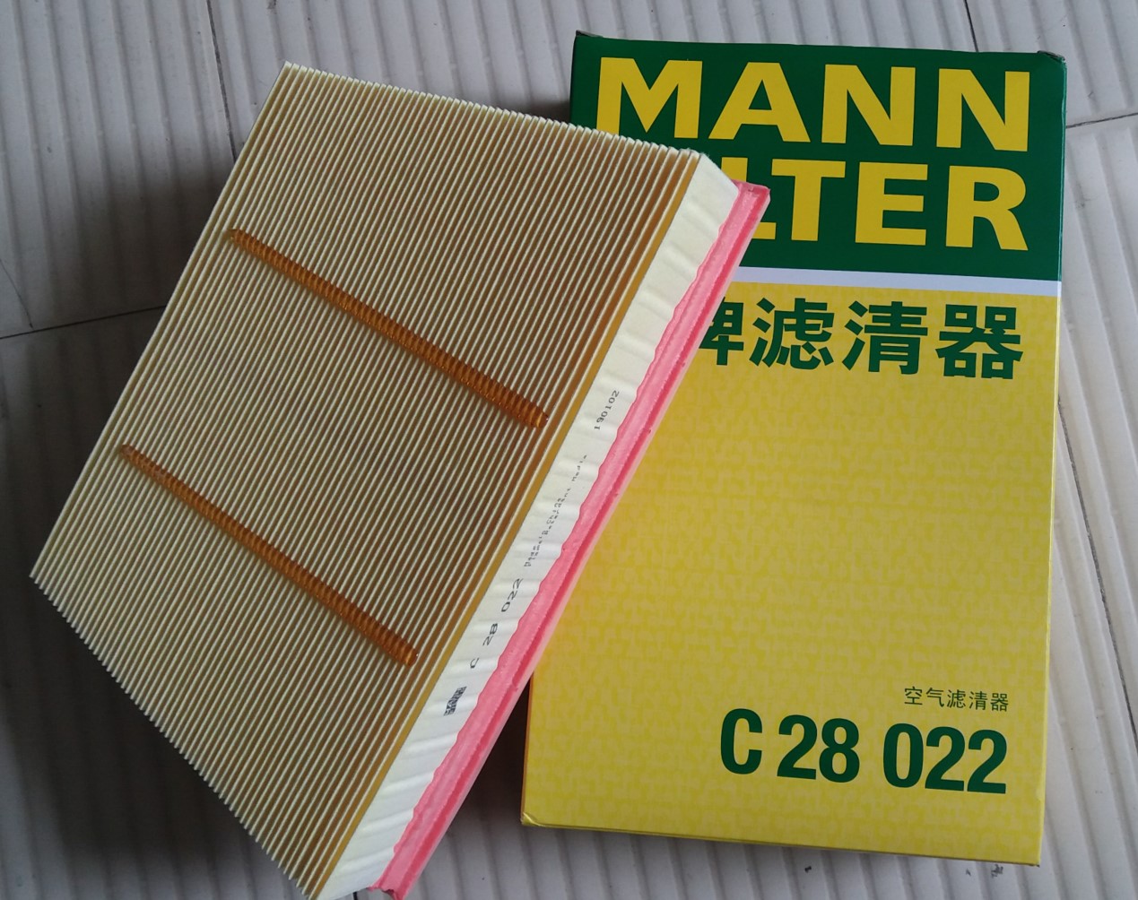 路虎极光空气滤芯