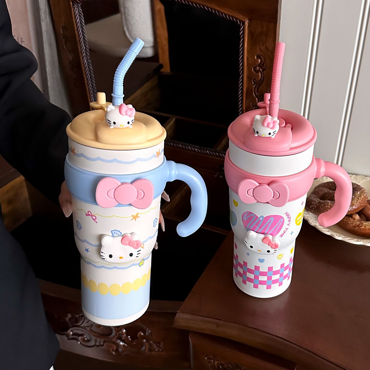 HelloKitty保温杯大容量保冷女吸