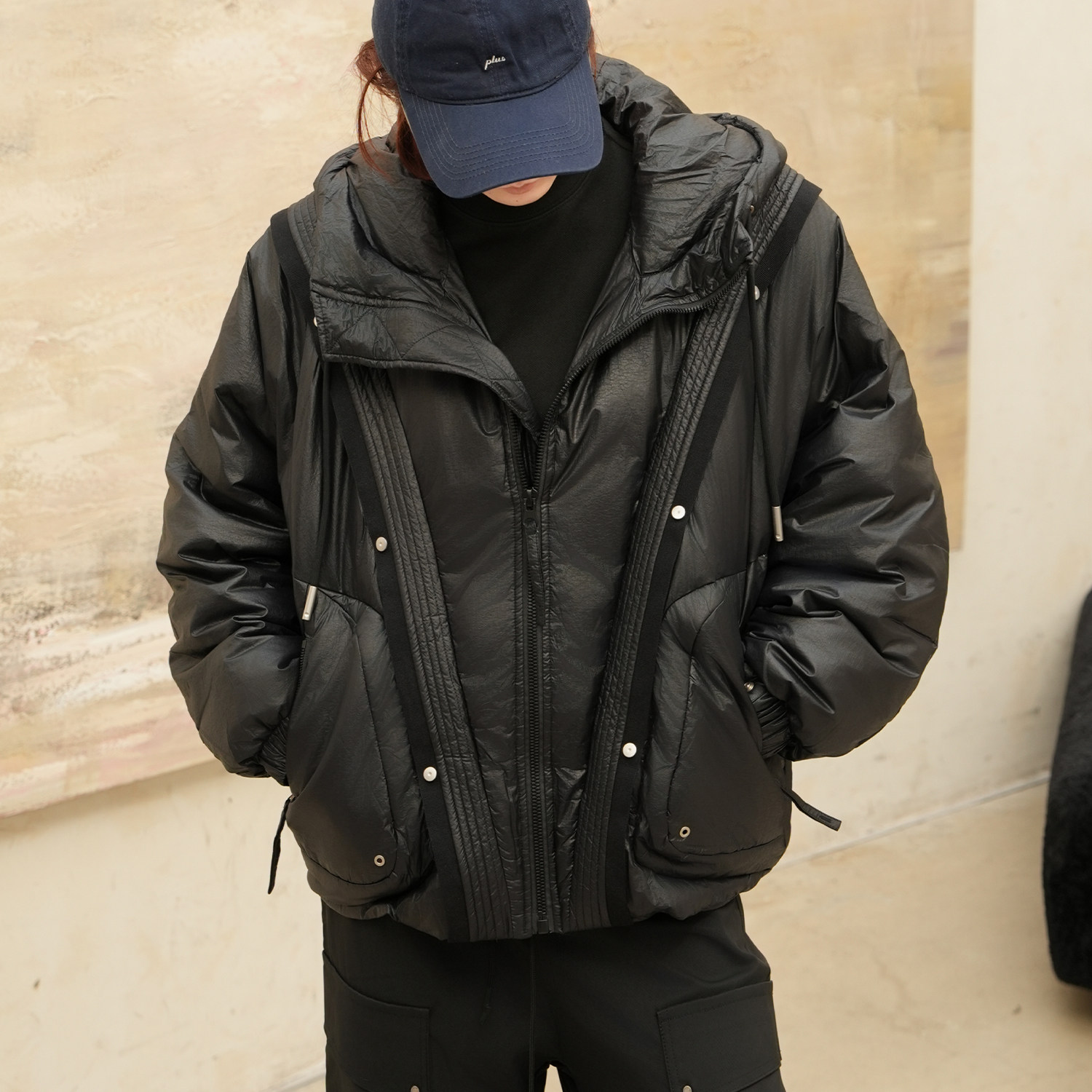 VB结构羽绒服男连帽情侣短款时尚休闲百搭冬季男款蝙蝠袖保暖潮流