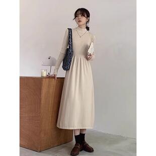 2025早秋新款高级感赫本风黑色连衣裙子女秋冬季内搭打底毛衣长裙