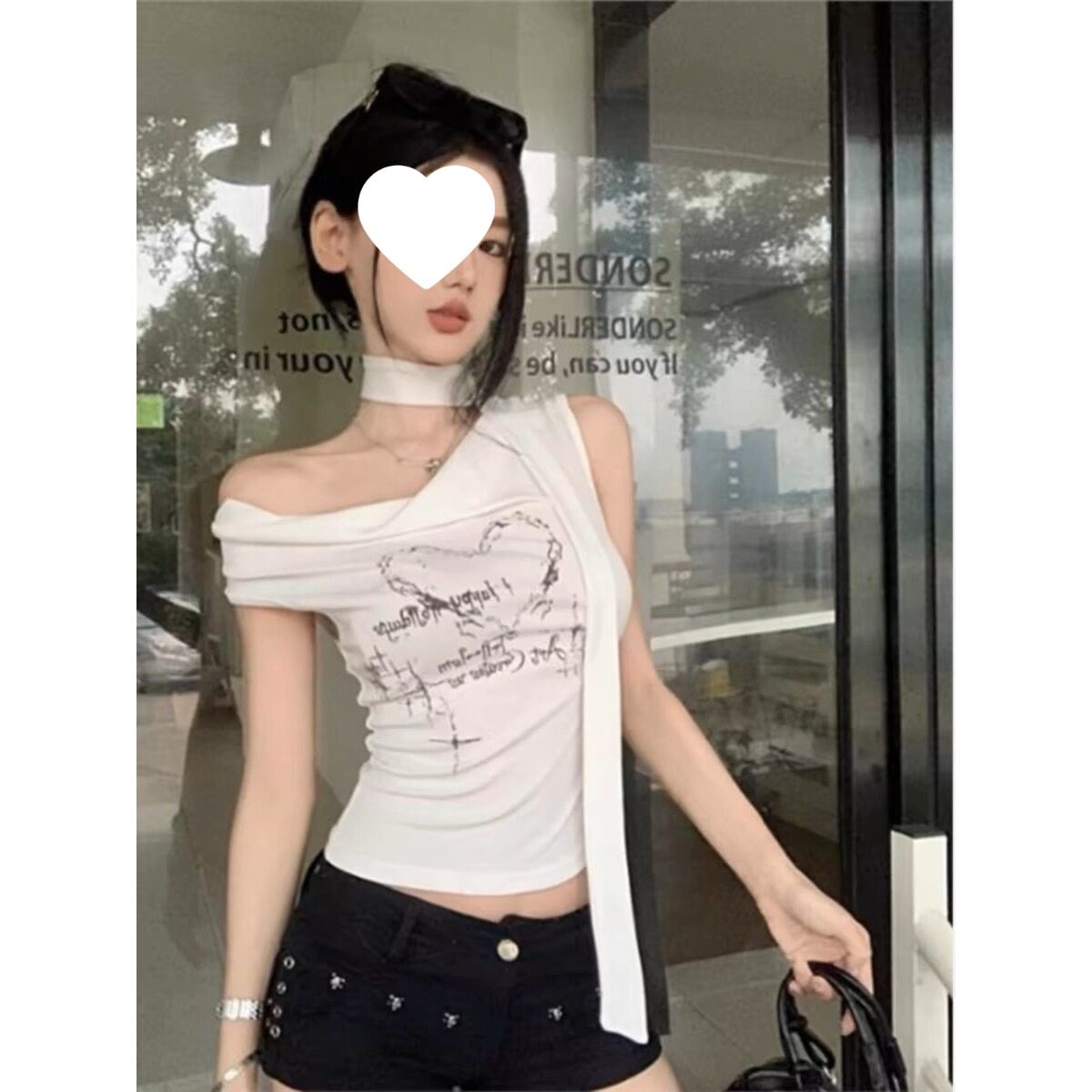 美式辣妹印花荡领无袖T恤女早春2026新款设计感褶皱修身短款上衣